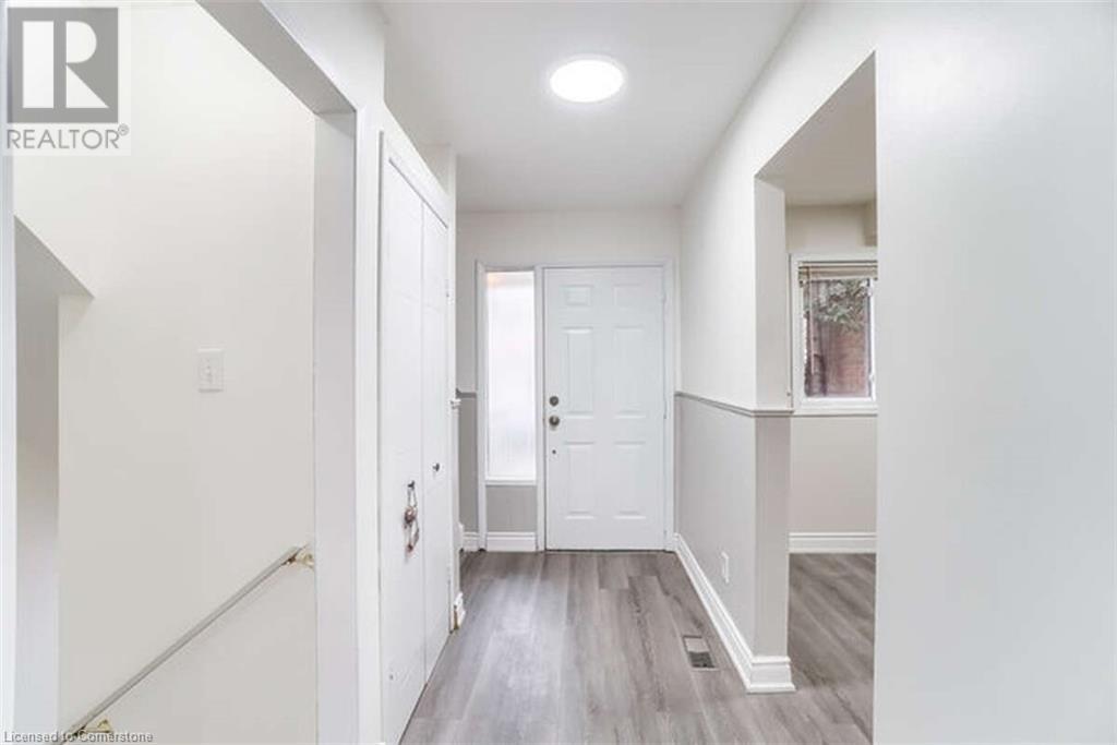 548 Sheraton Road Unit# 40, Burlington, Ontario  L7L 4B2 - Photo 8 - 40734410