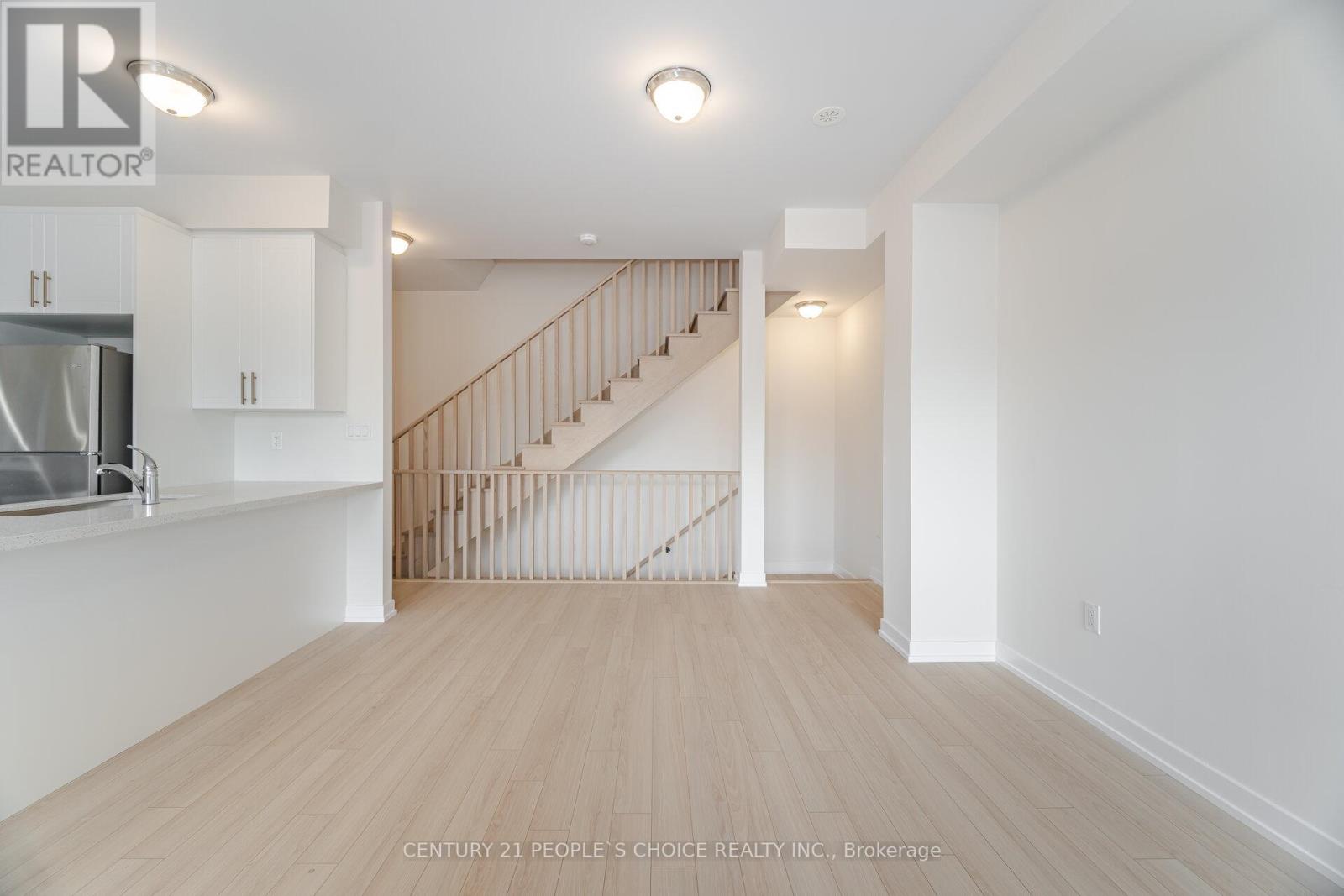 7 Chiffon Street, Vaughan (Steeles West Industrial), Ontario  L4L 1V8 - Photo 14 - N12180227