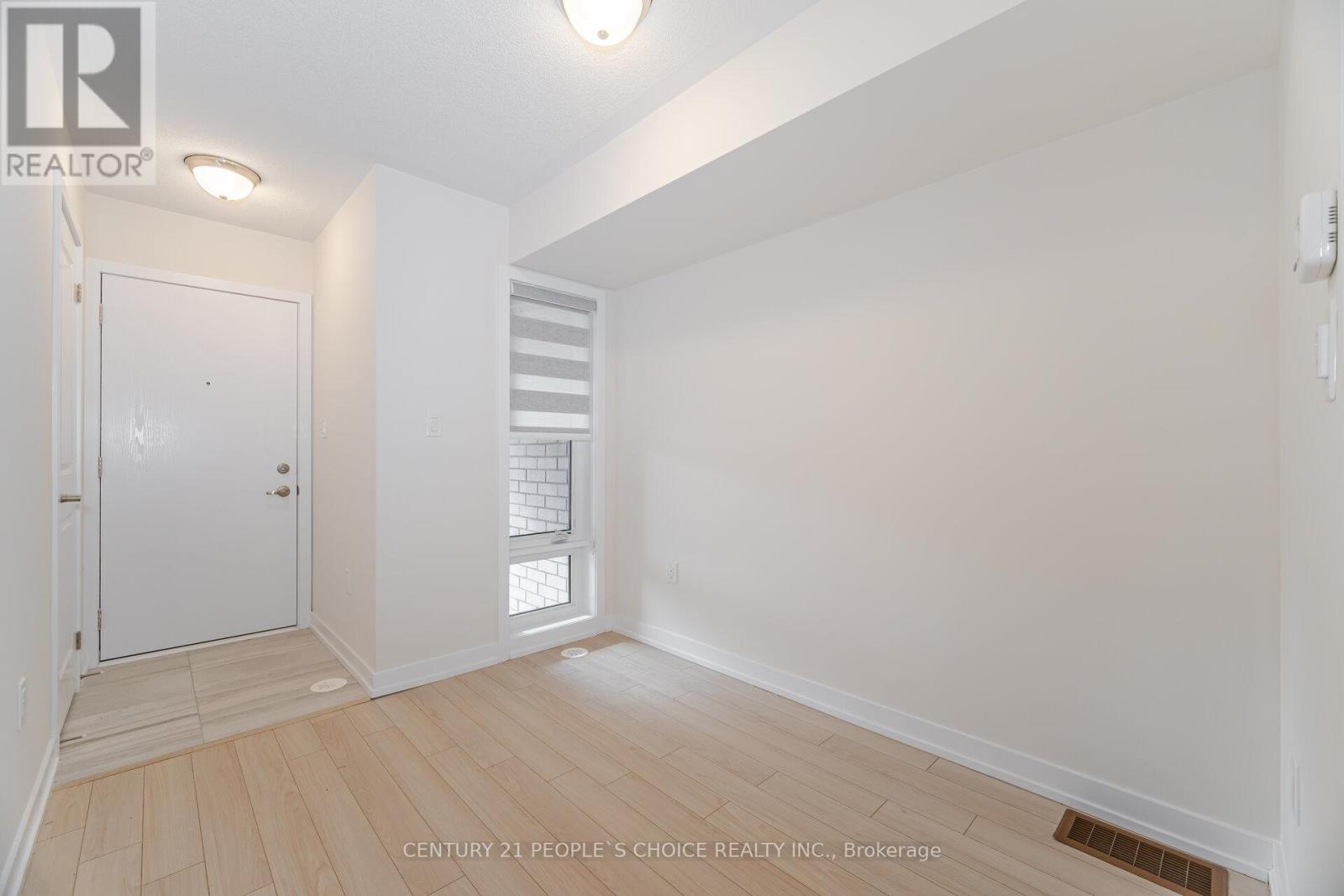 7 Chiffon Street, Vaughan (Steeles West Industrial), Ontario  L4L 1V8 - Photo 8 - N12180227