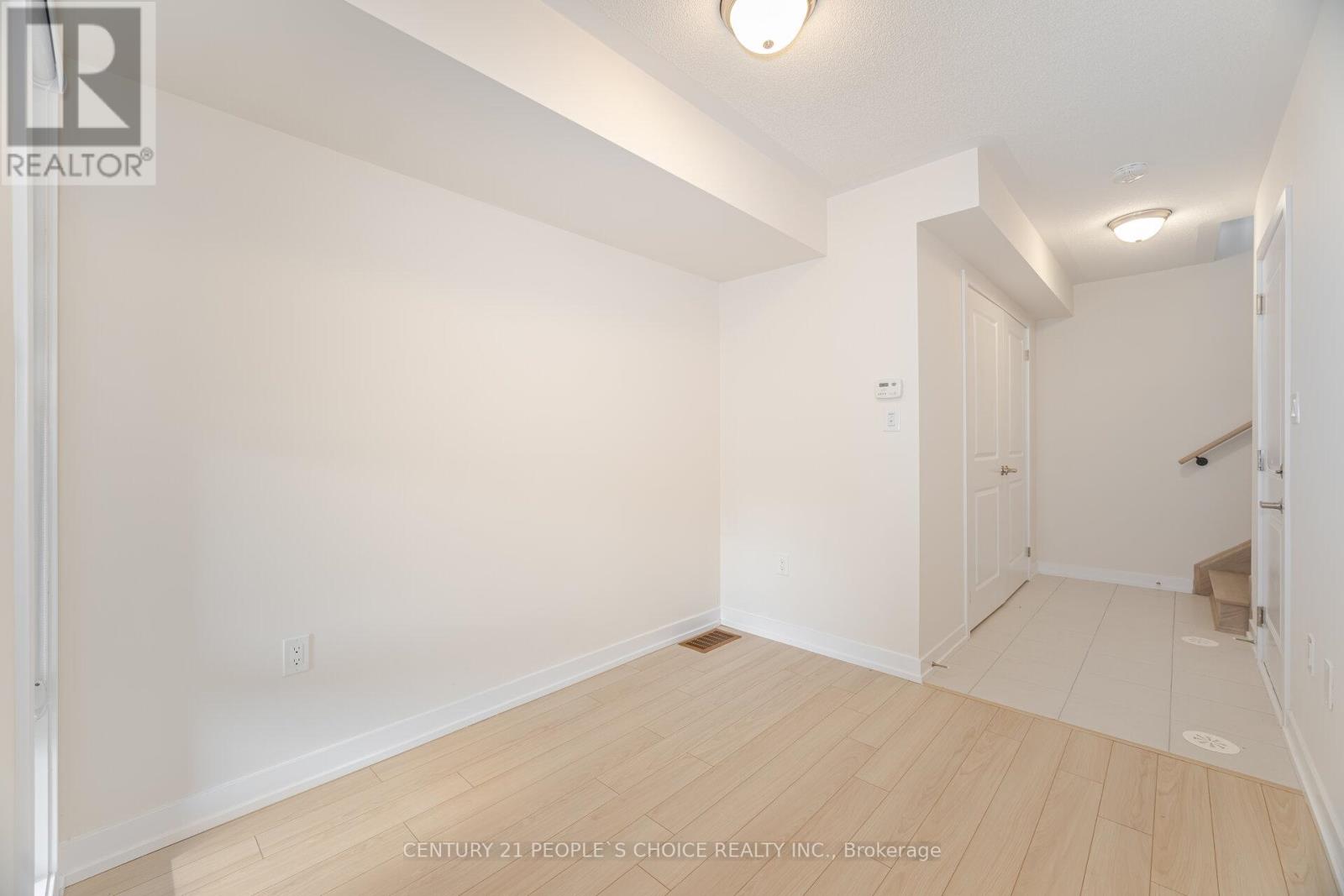 7 Chiffon Street, Vaughan (Steeles West Industrial), Ontario  L4L 1V8 - Photo 9 - N12180227