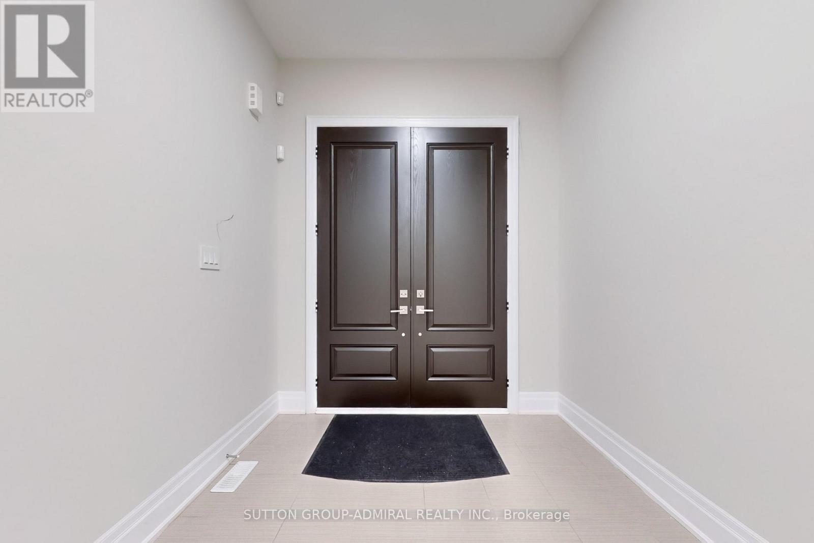 Property at 15 SETTLERS FIELD ROAD image 3