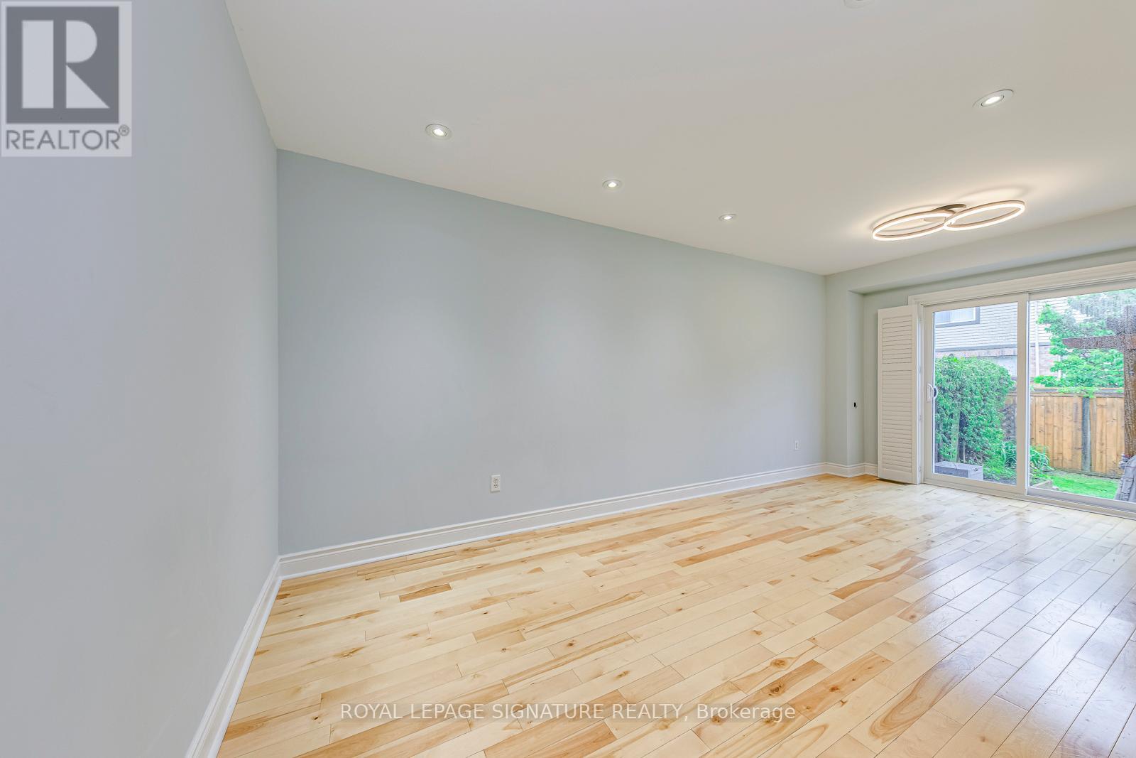 71 - 5659 Glen Erin Drive, Mississauga, Ontario  L5M 5P2 - Photo 4 - W12180267