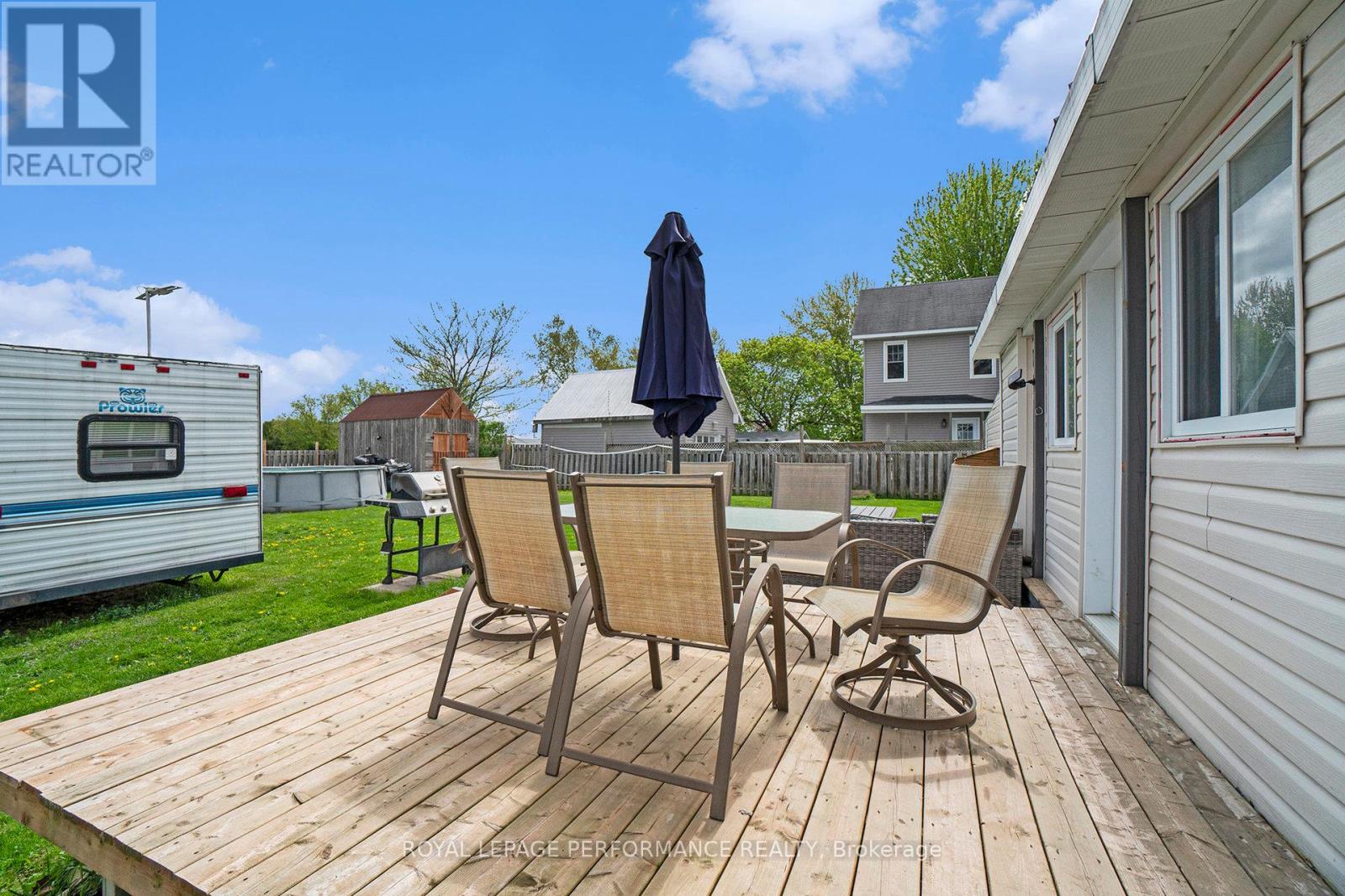 30 Queen Street, North Stormont, Ontario  K0A 1R0 - Photo 9 - X12180300