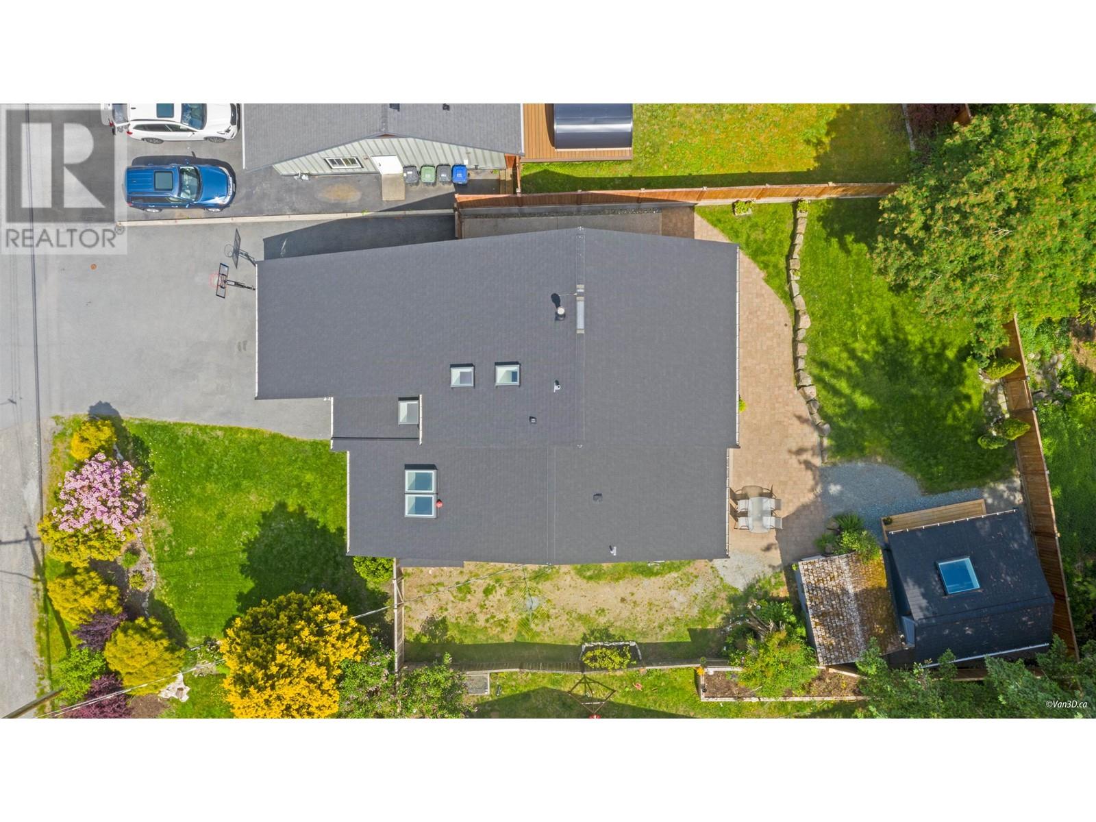 38582 Westway Avenue, Squamish, British Columbia  V8B 0L6 - Photo 33 - R3008636