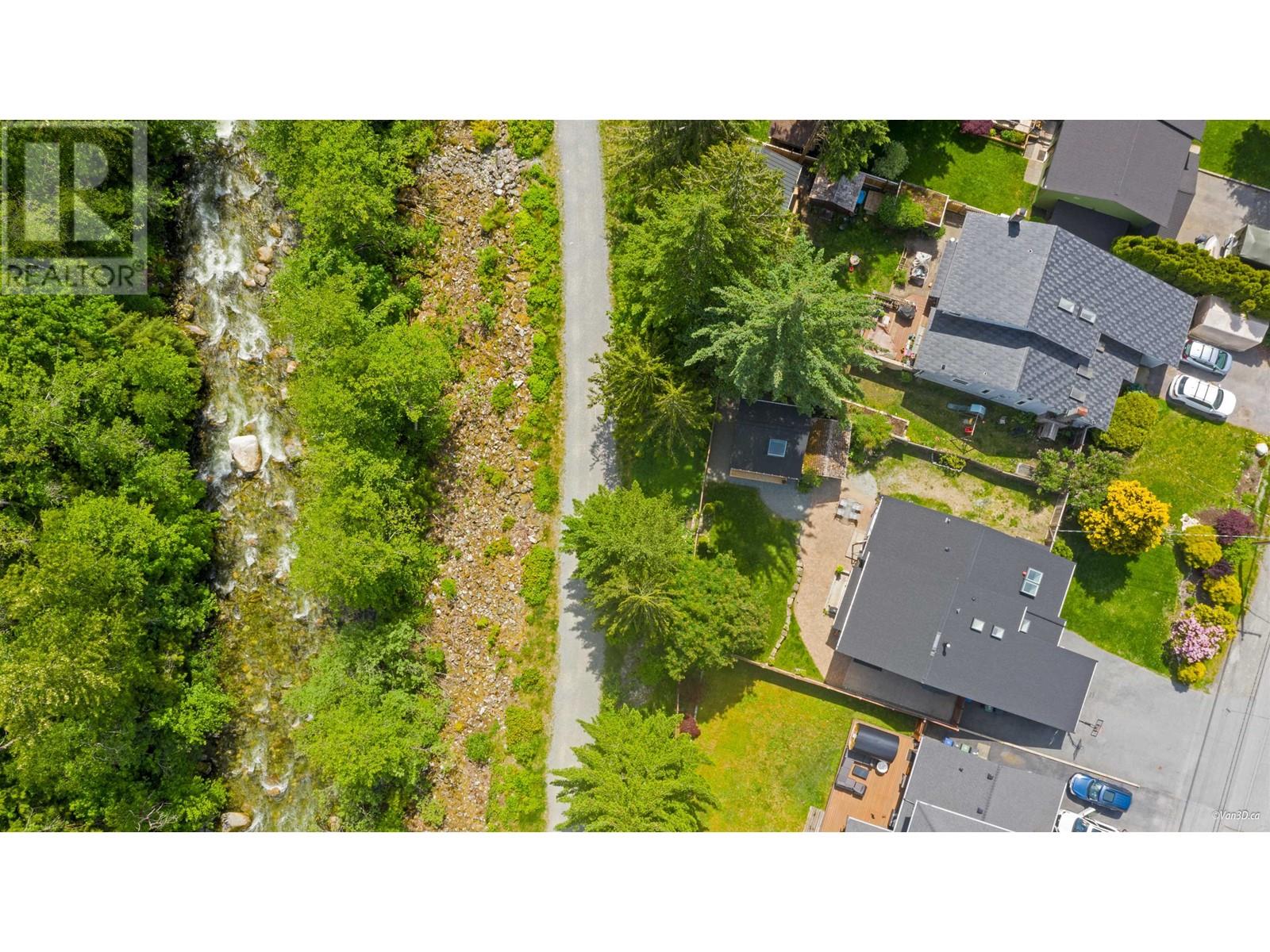 38582 Westway Avenue, Squamish, British Columbia  V8B 0L6 - Photo 35 - R3008636