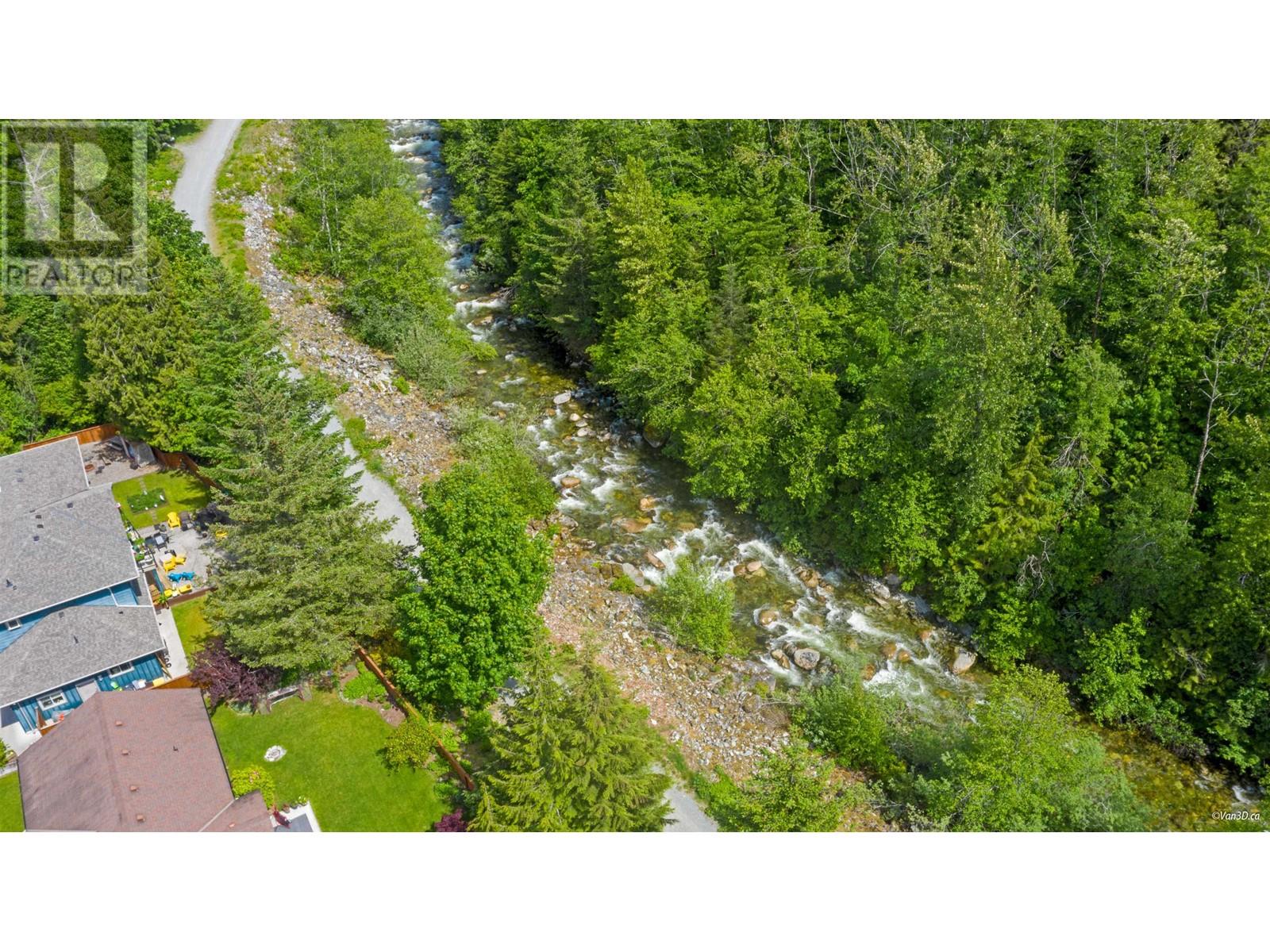 38582 Westway Avenue, Squamish, British Columbia  V8B 0L6 - Photo 39 - R3008636