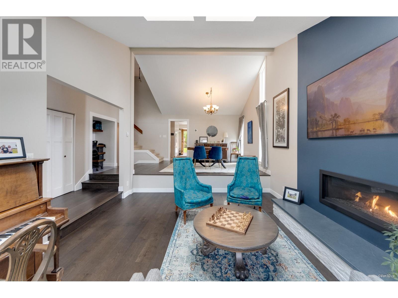 38582 Westway Avenue, Squamish, British Columbia  V8B 0L6 - Photo 4 - R3008636