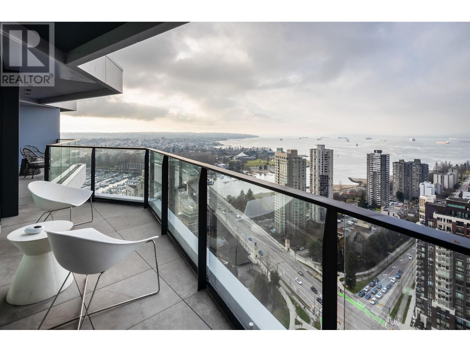 360x 889 Pacific Street, Vancouver, British Columbia  V6Z 1C3 - Photo 2 - R3008627