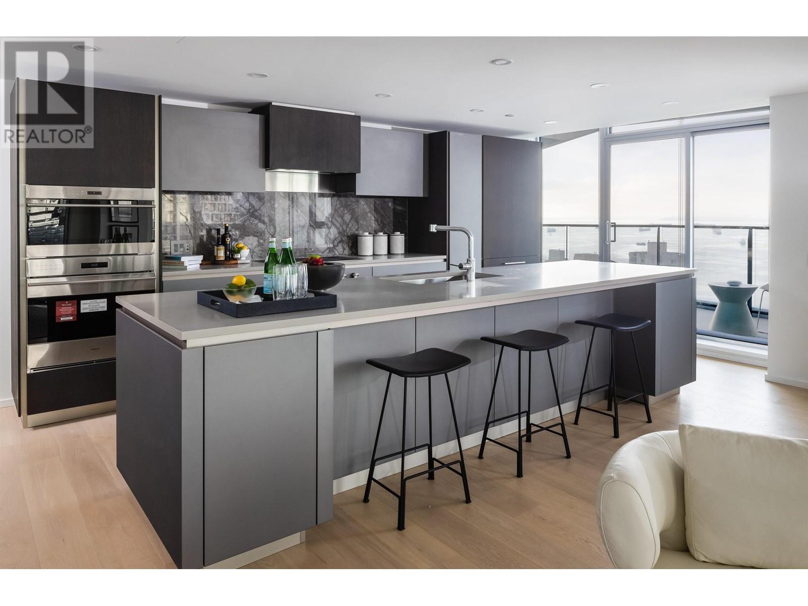 360x 889 Pacific Street, Vancouver, British Columbia  V6Z 1C3 - Photo 9 - R3008627
