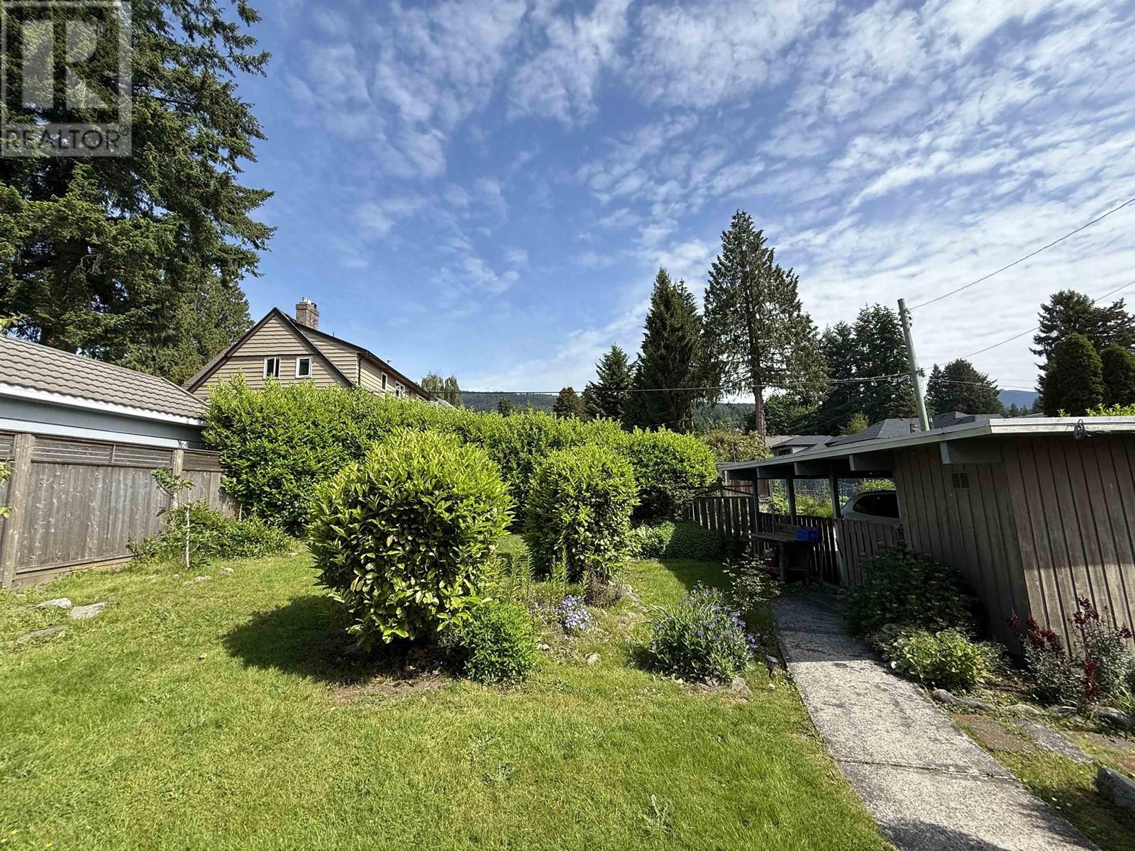 19xx Kings Avenue, West Vancouver, British Columbia  V7V 2B6 - Photo 1 - R3008650
