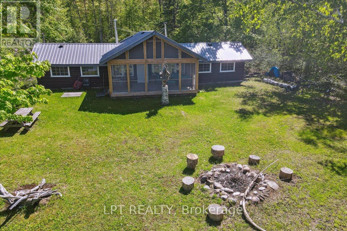 1689 Chief Joseph Snake Road, Georgina Islands (Georgina Island), Ontario  L0E 1R0 - Photo 43 - N12180282