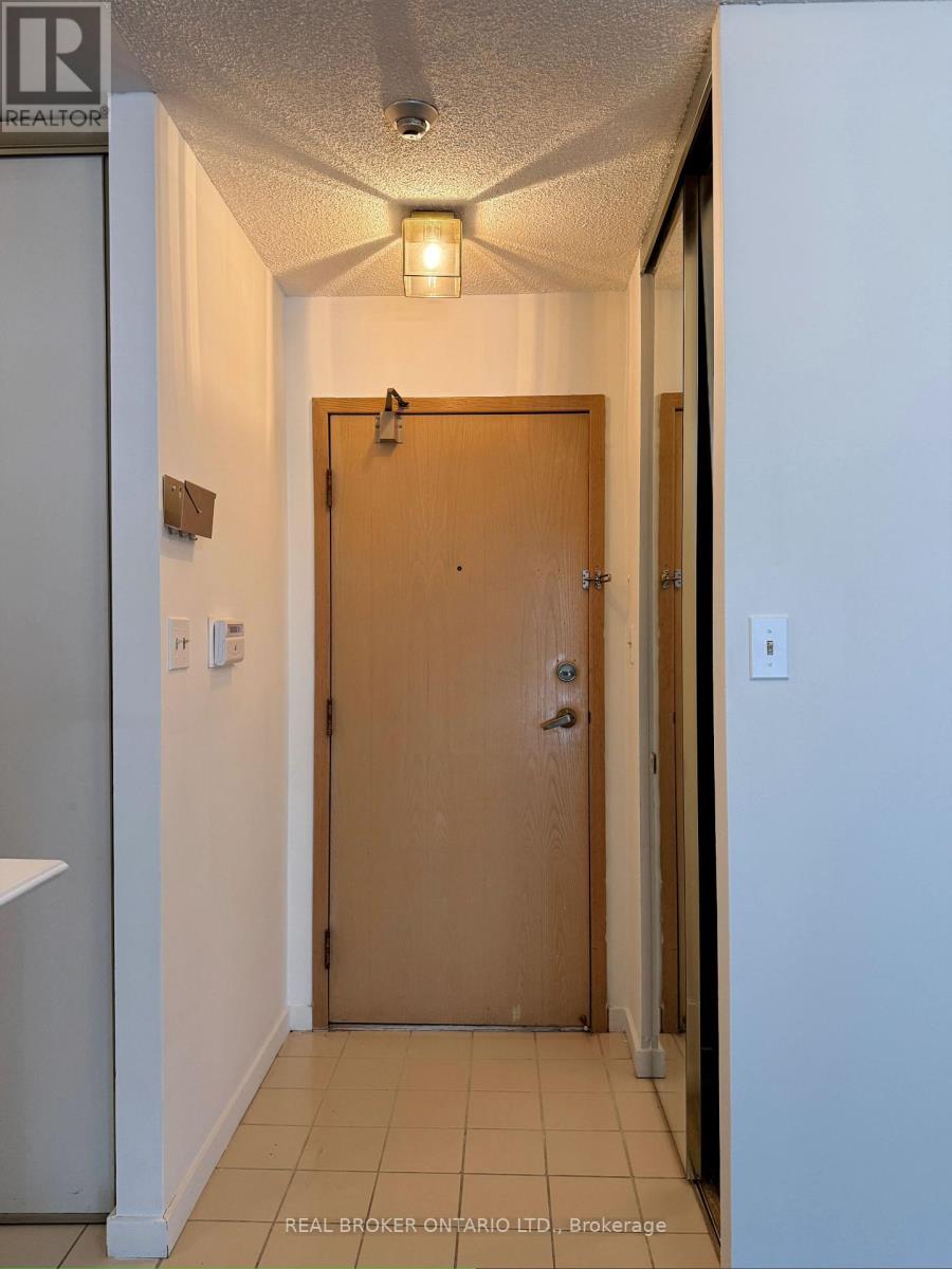 608 - 20 Southport Street, Toronto, Ontario  M6S 4Y8 - Photo 31 - W12180271