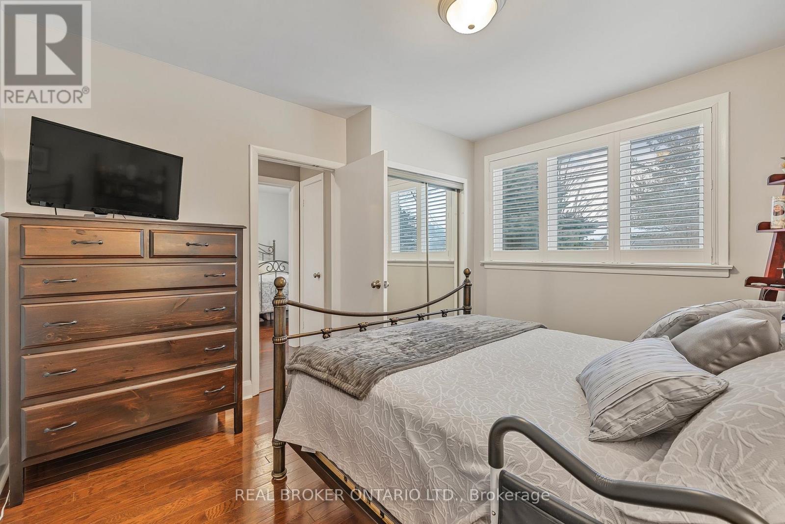 25 Sora Drive, Mississauga, Ontario  L5M 1B3 - Photo 31 - W12180274