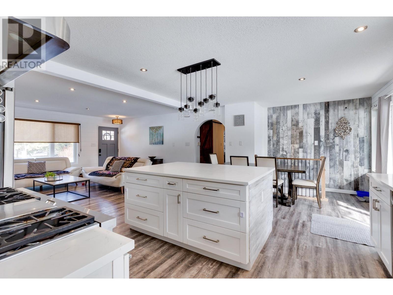 520 S Shelley Road, Prince George, British Columbia  V2N 6G1 - Photo 3 - R2980479