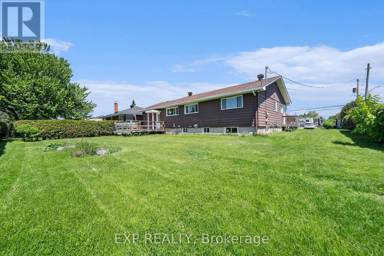 B - 920 Laviolette St Street, Clarence-Rockland, Ontario  K4K 1B1 - Photo 11 - X12180312