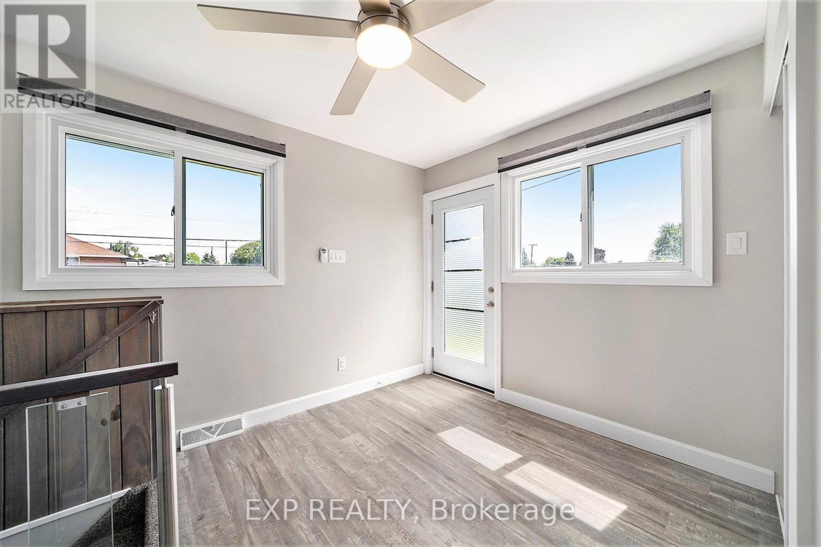 B - 920 Laviolette St Street, Clarence-Rockland, Ontario  K4K 1B1 - Photo 2 - X12180312