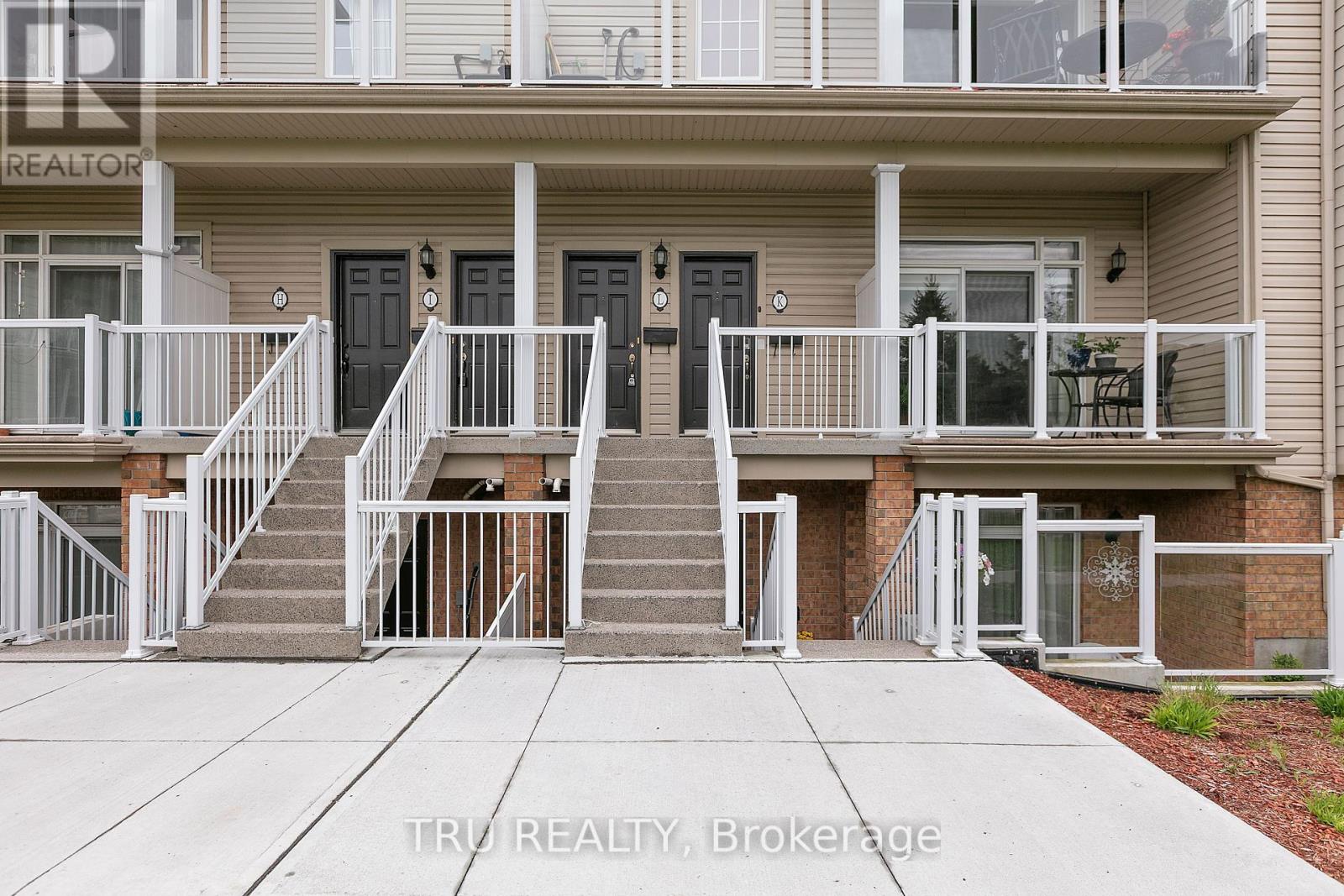 Property at 107L ARTESA PRIVATE image 3