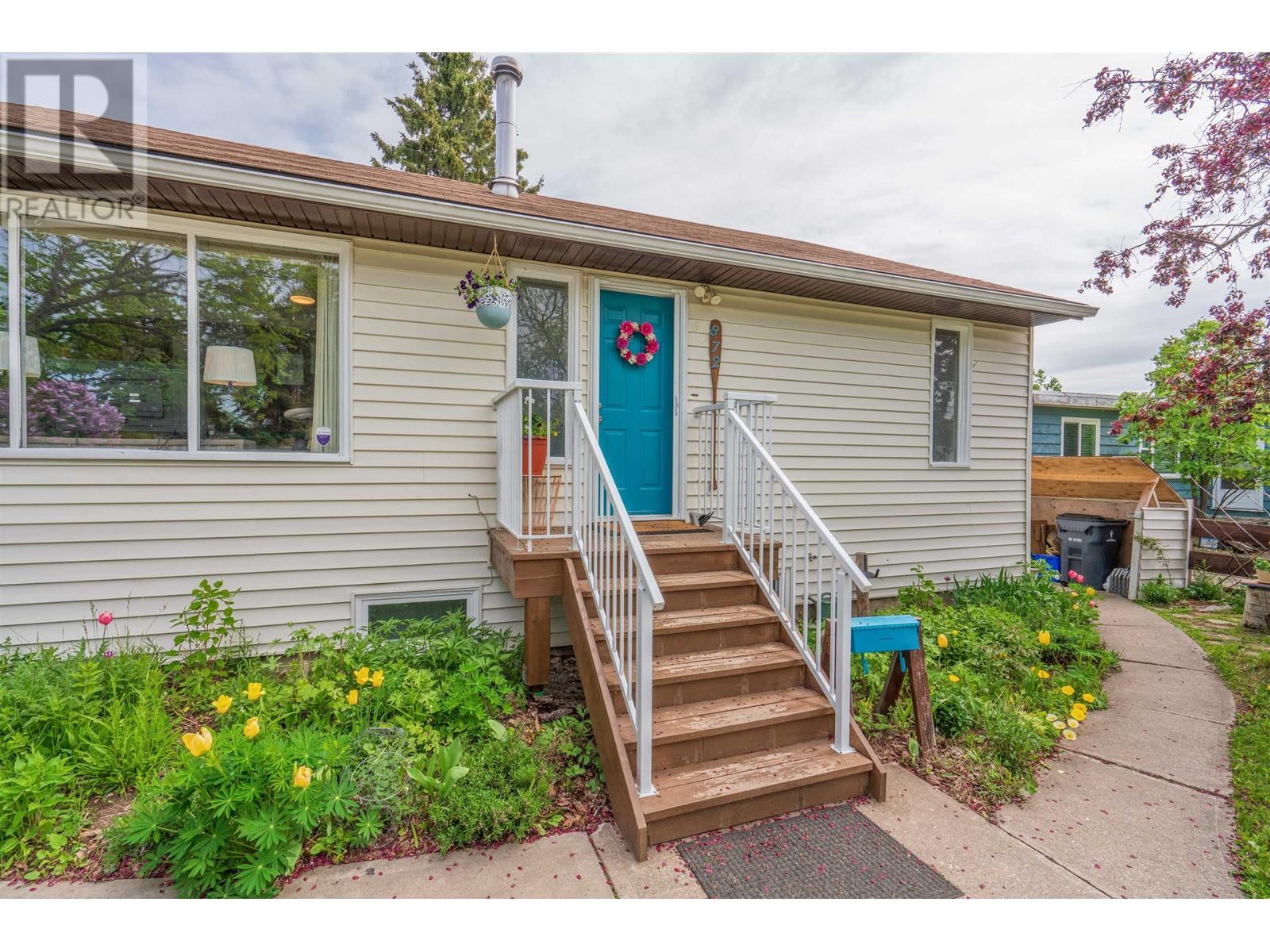 Property at 872 HARPER STREET image 5