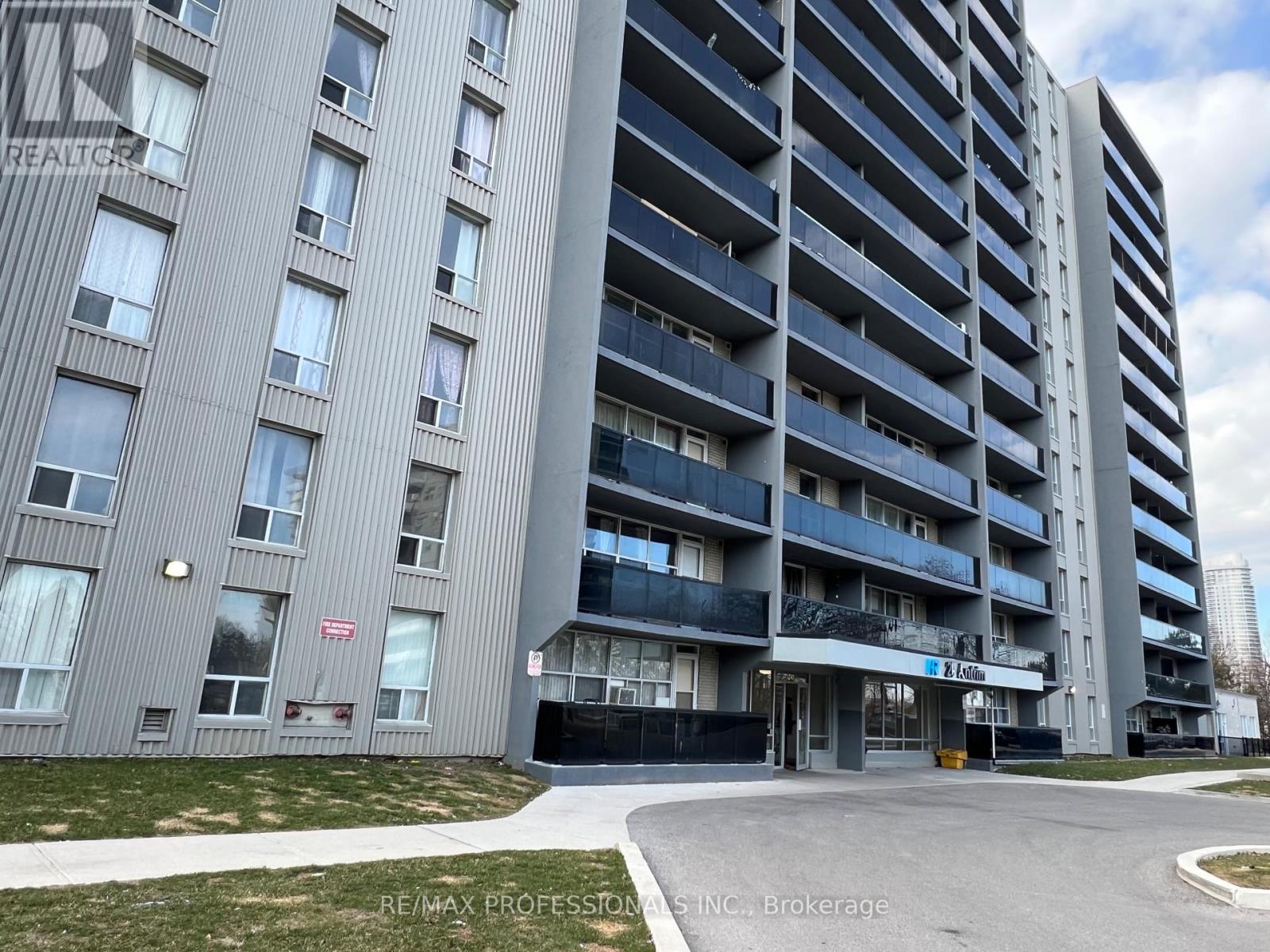 112 - 20 ANTRIM CRESCENT, Toronto, Ontario