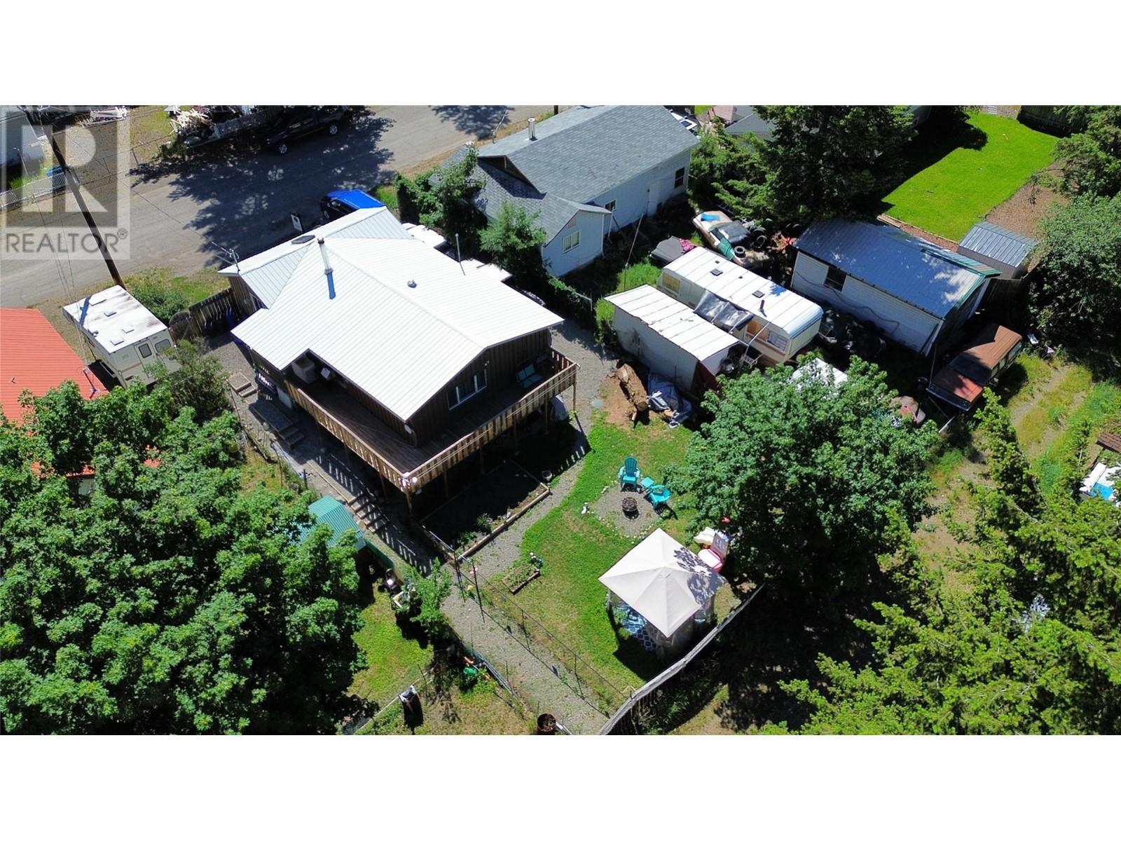 956 Richter Avenue, Hedley, British Columbia  V0X 1K0 - Photo 18 - 10348093