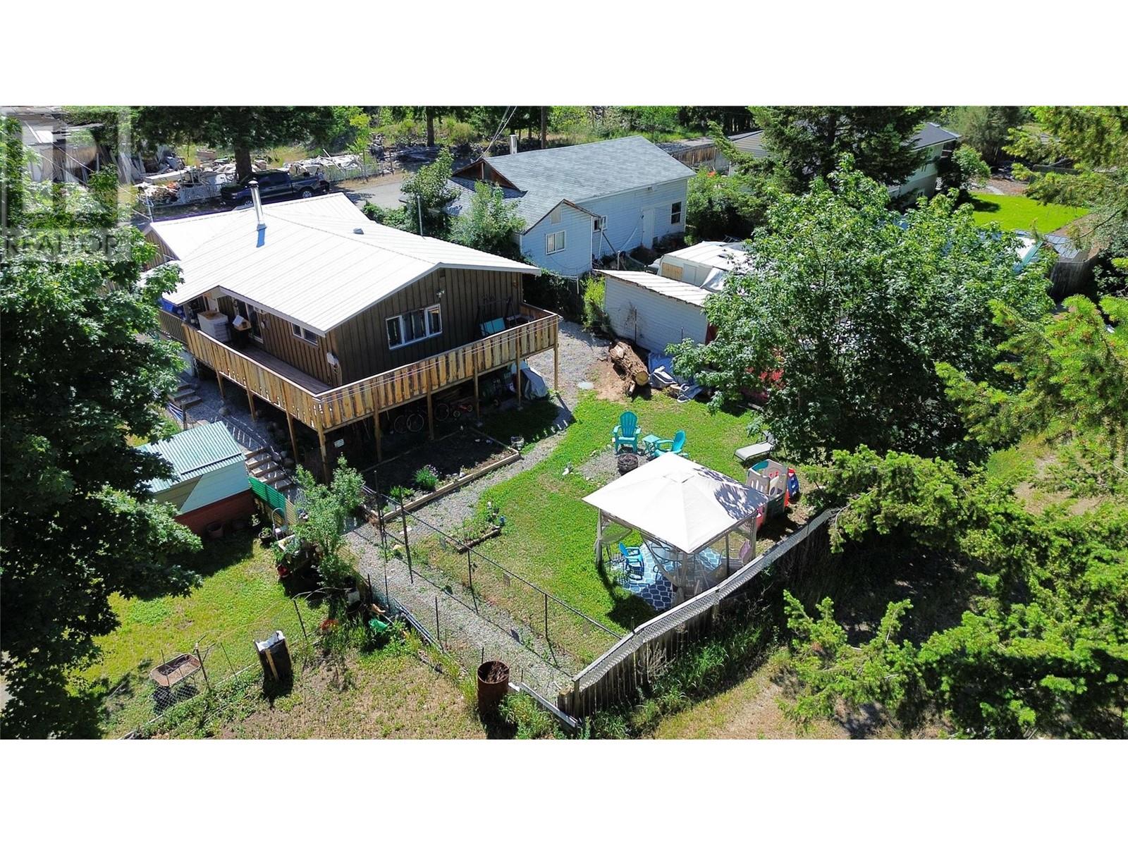 956 Richter Avenue, Hedley, British Columbia  V0X 1K0 - Photo 19 - 10348093