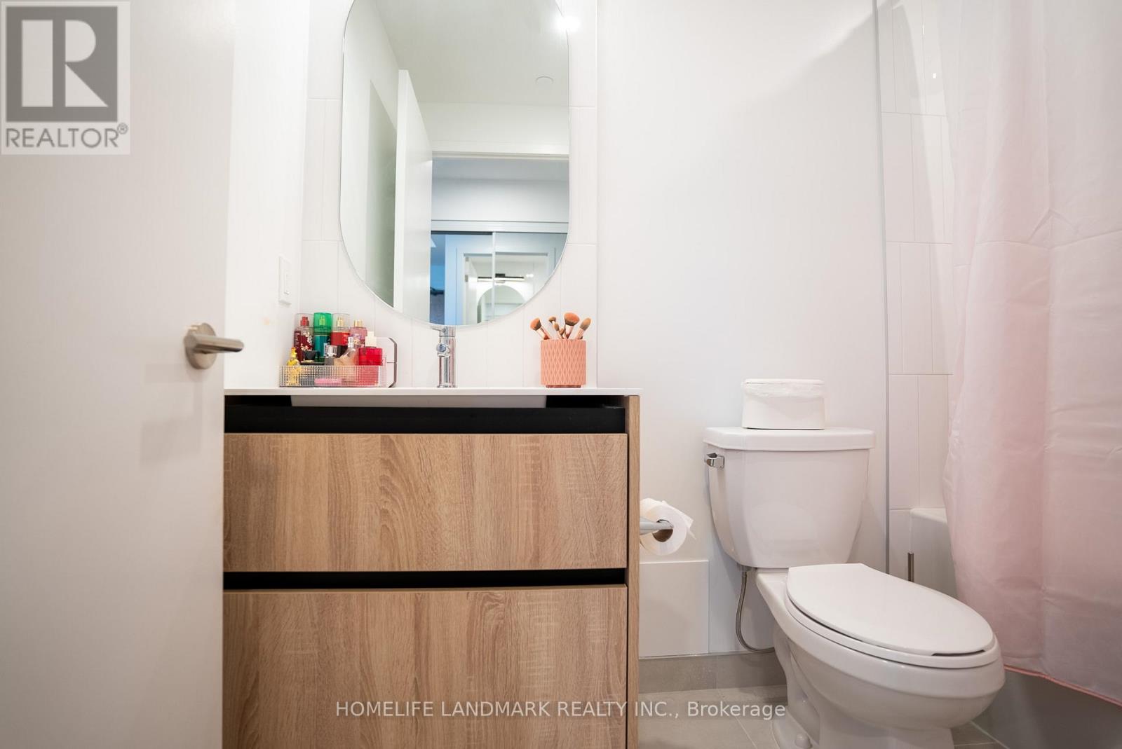 A-0519 - 7950 Bathurst Street, Vaughan, Ontario  L4J 0L4 - Photo 12 - N12180305