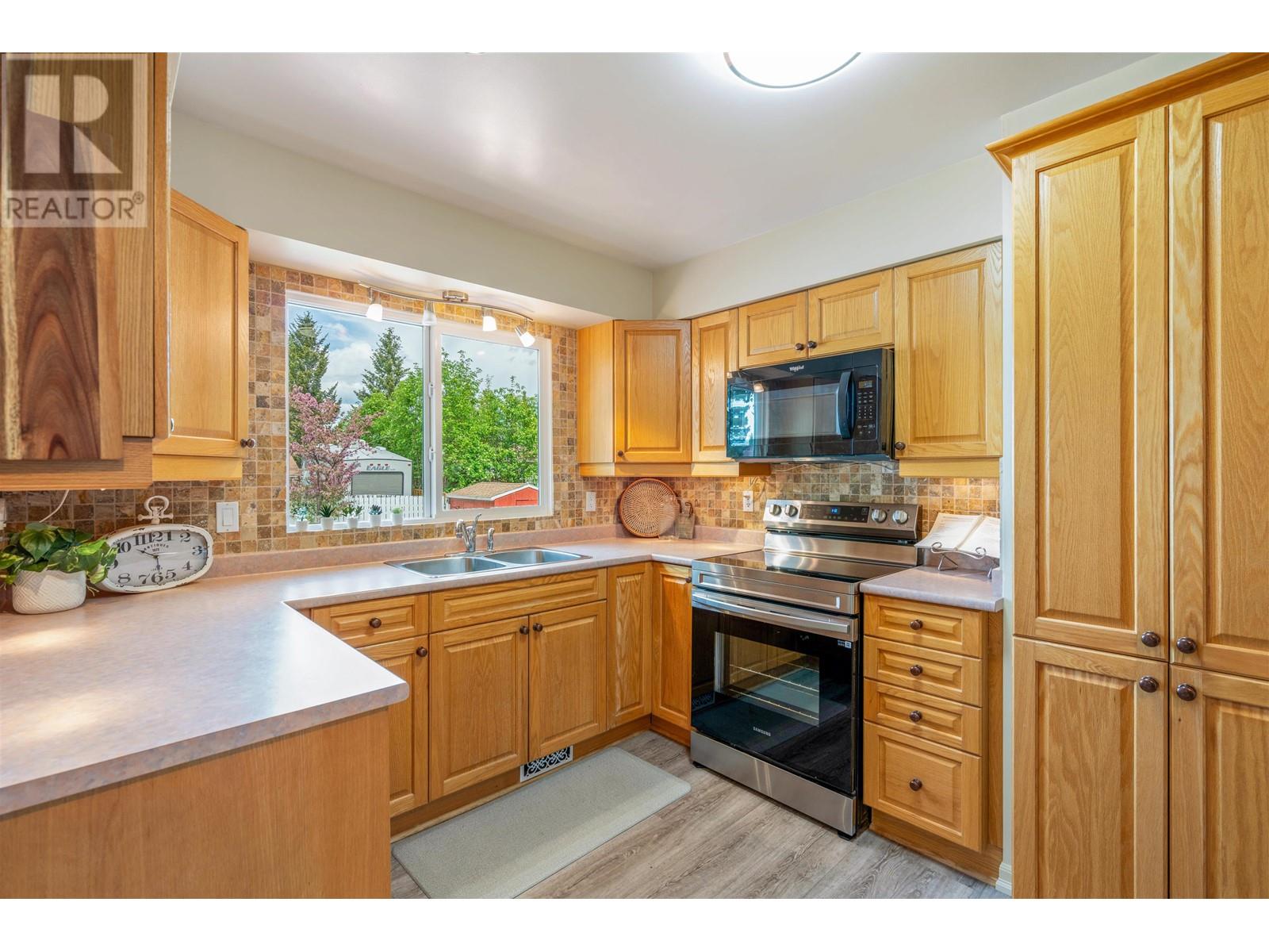 190 Mckinley Crescent, Prince George, British Columbia  V2M 4S4 - Photo 6 - R3008028