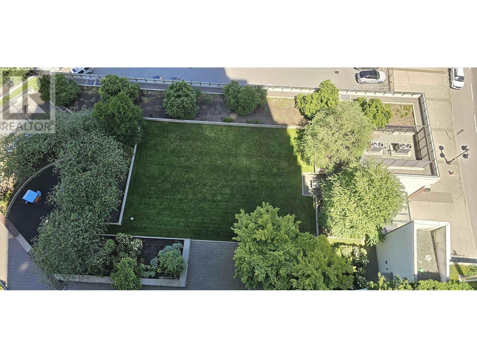 1701 3007 Glen Drive, Coquitlam, British Columbia  V3B 0L8 - Photo 16 - R3008244