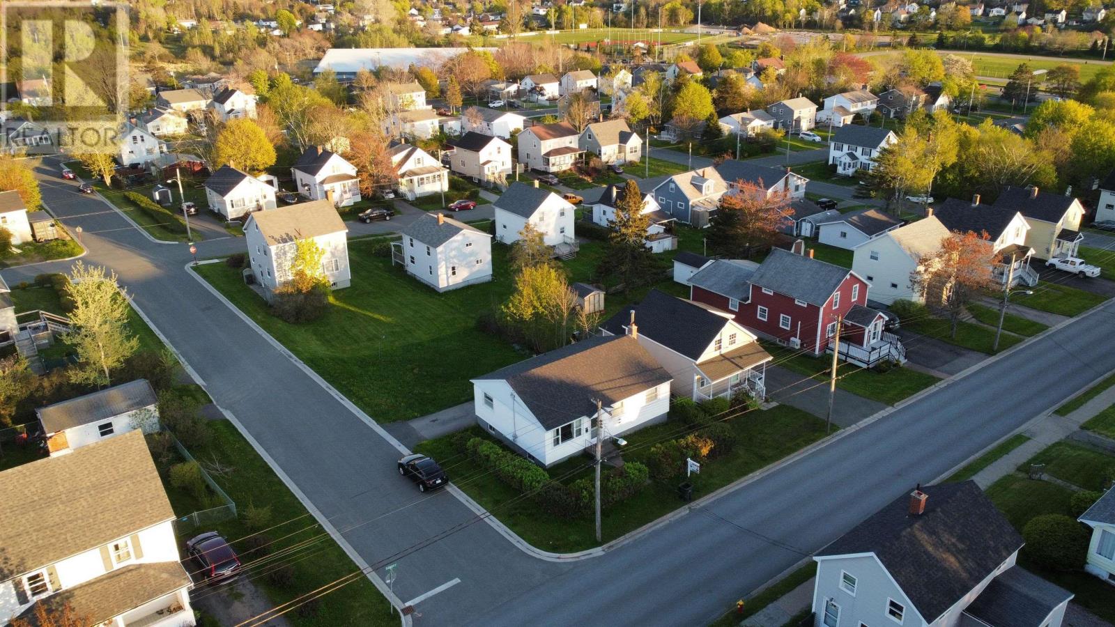 186 Cabot Street, Sydney, Nova Scotia  B1P 4E3 - Photo 9 - 202512352