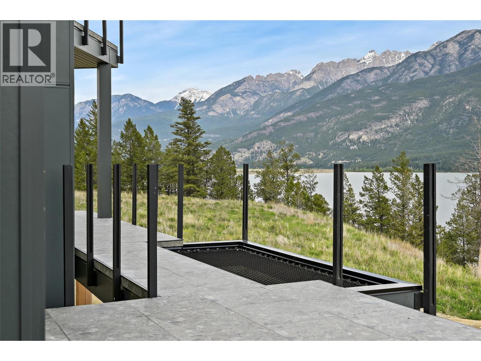 6200 Columbia Lake Road Unit# 4, Columbia Lake, British Columbia  V0B 1L2 - Photo 28 - 10347803