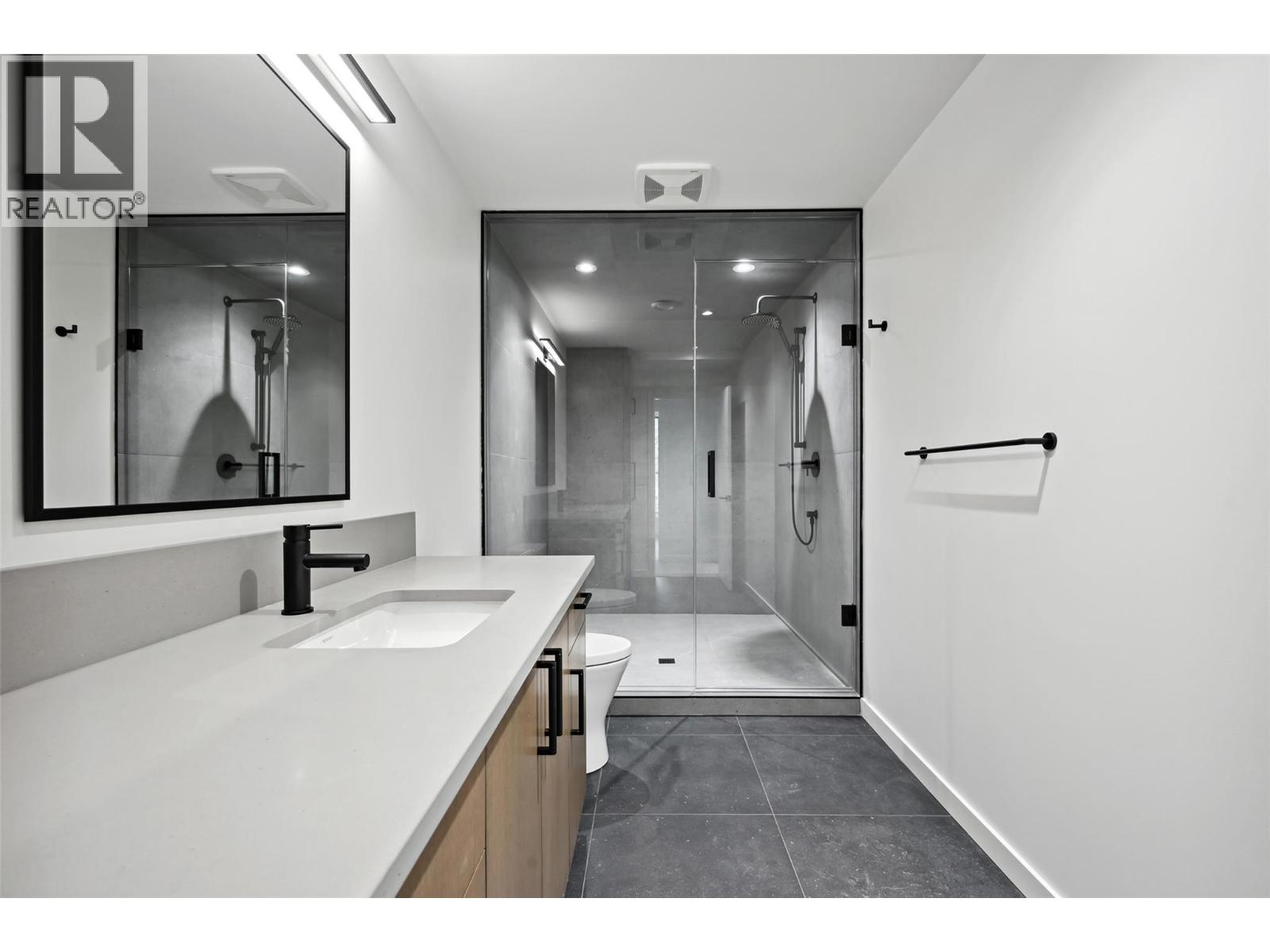 6200 Columbia Lake Road Unit# 4, Columbia Lake, British Columbia  V0B 1L2 - Photo 63 - 10347803
