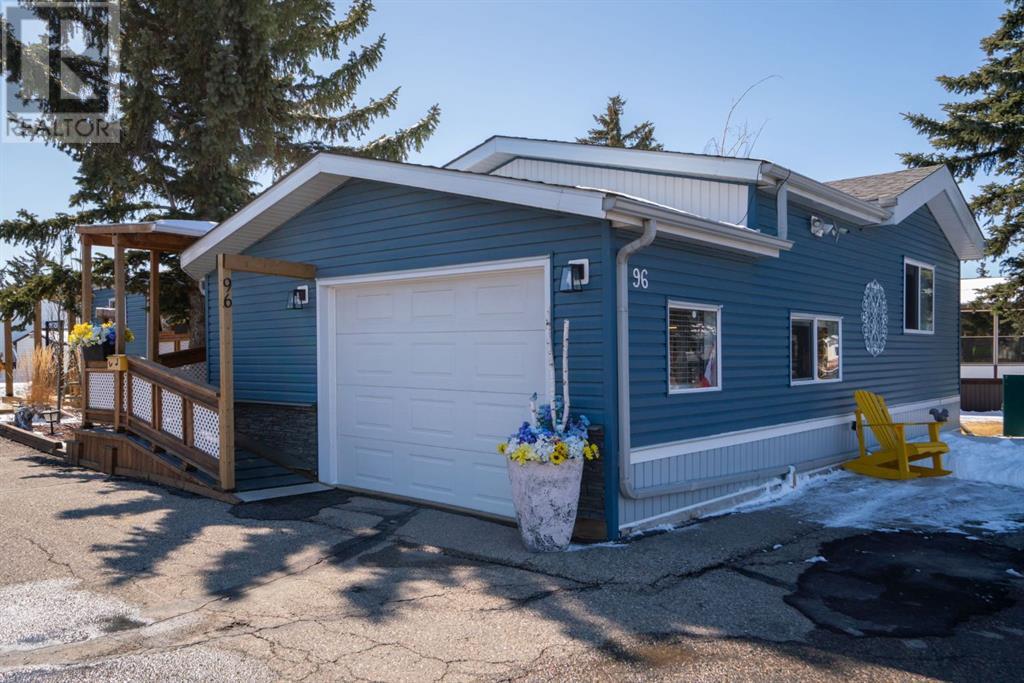 96 Burroughs Place Ne, Calgary, Alberta  T1Y 6K5 - Photo 5 - A2209094