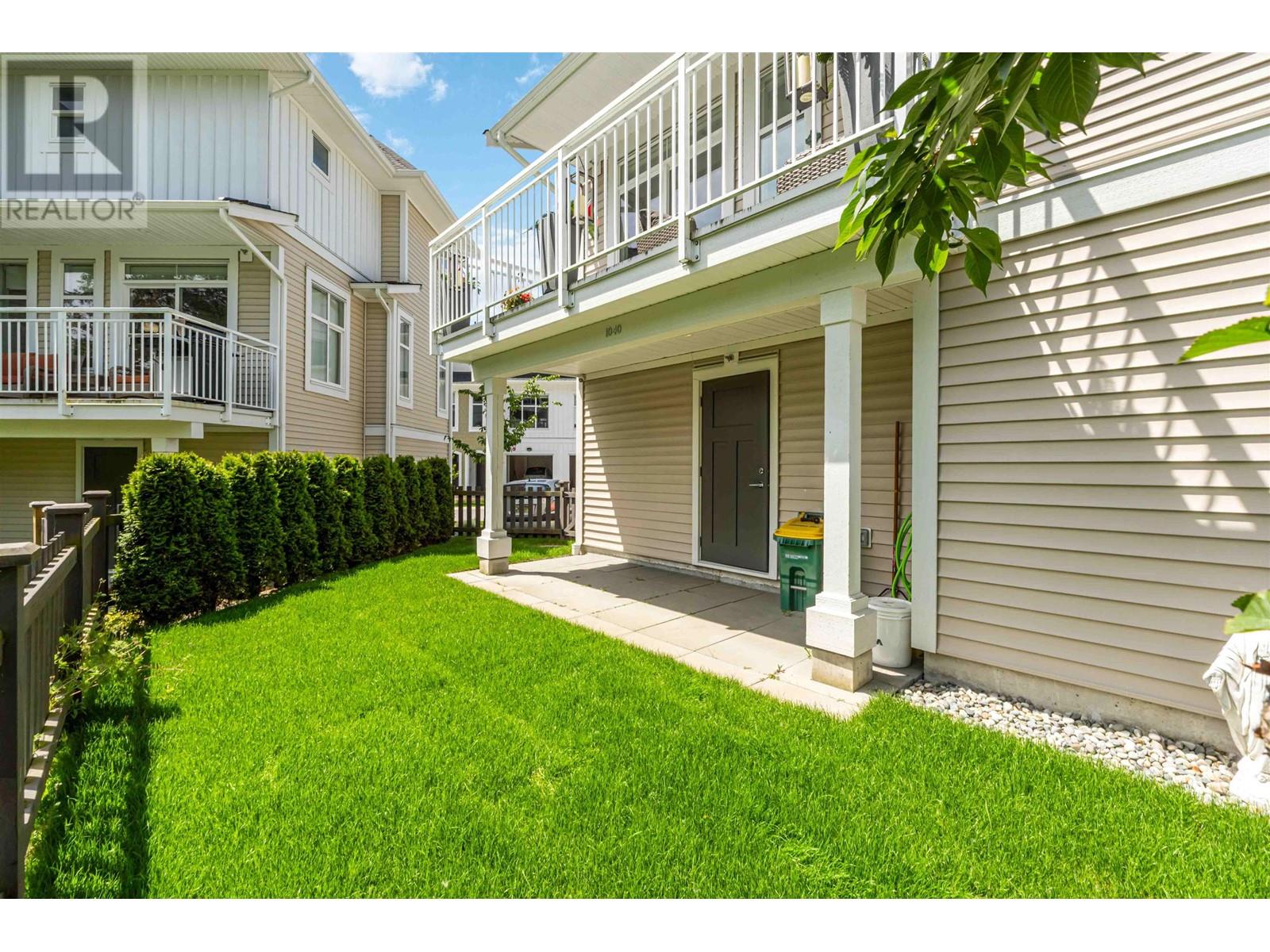 1040 11280 Pazarena Place, Maple Ridge, British Columbia  V2X 4K9 - Photo 32 - R2996491
