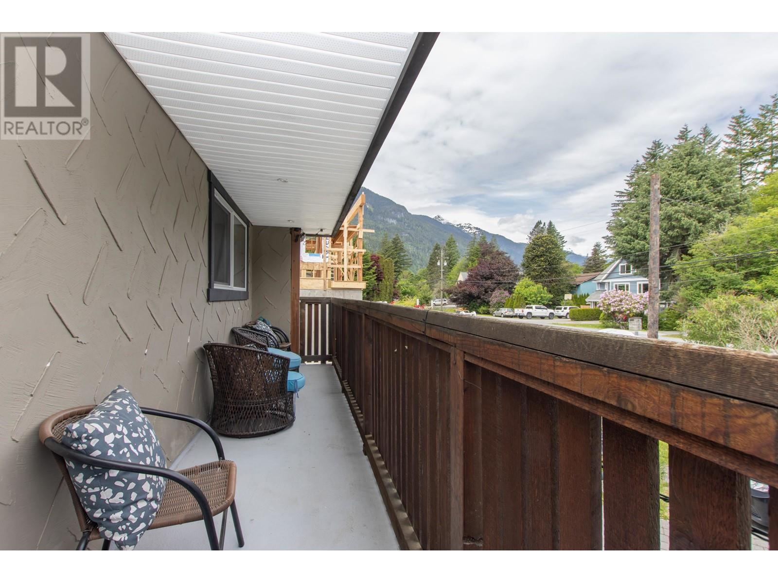 1358 Judd Road, Squamish, British Columbia  V0N 1H0 - Photo 26 - R3008341