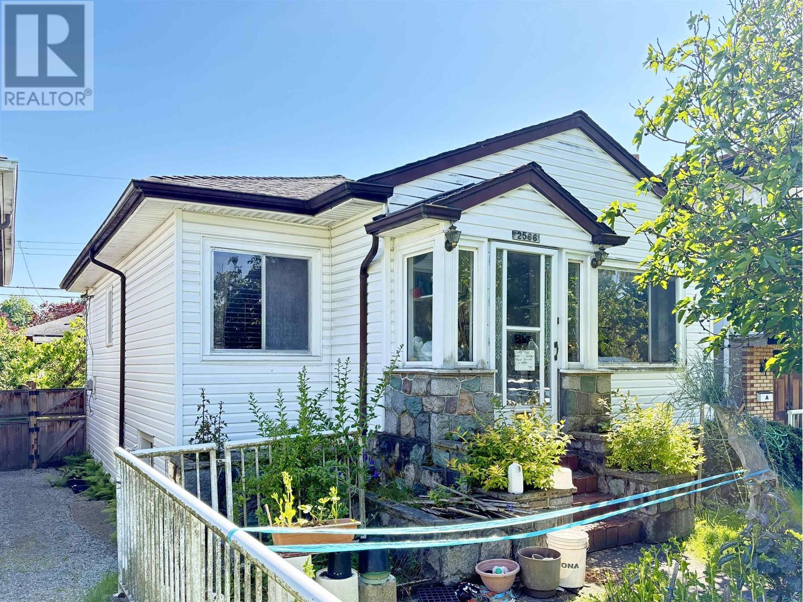 Property at 2566 VENABLES STREET image 1