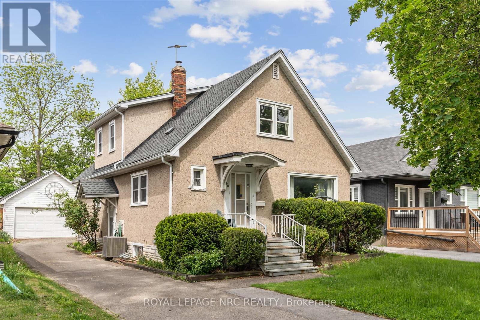 160 Highland Avenue, St. Catharines, Ontario  L2R 4J6 - Photo 2 - X12180378