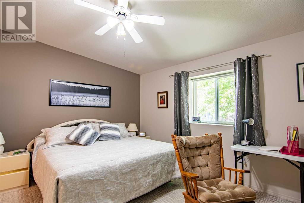 4919 Dorchester Avenue, Red Deer, Alberta  T4R 2Z8 - Photo 16 - A2225622