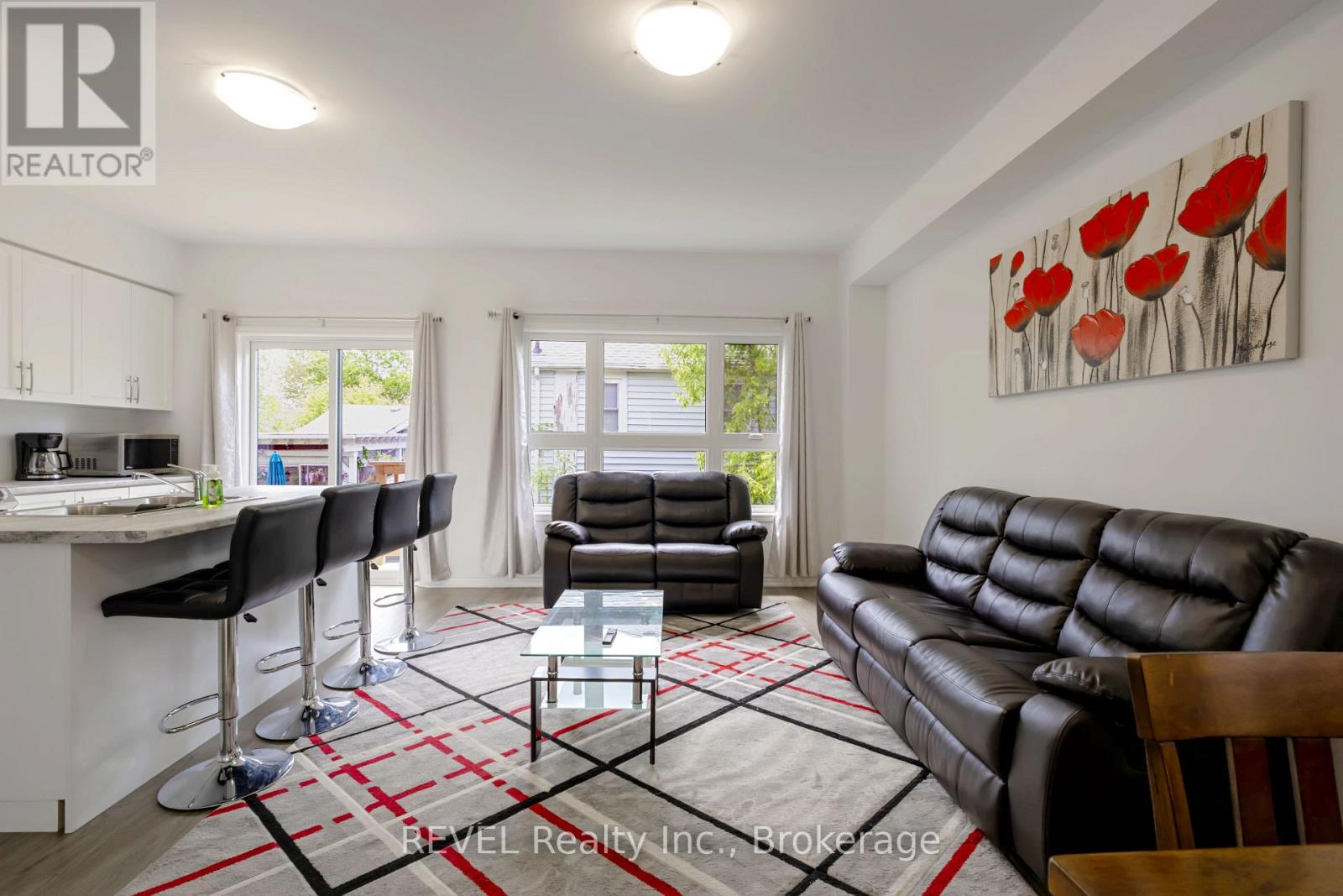 201 Pilkington Street, Thorold, Ontario  L2V 0N5 - Photo 10 - X12179177