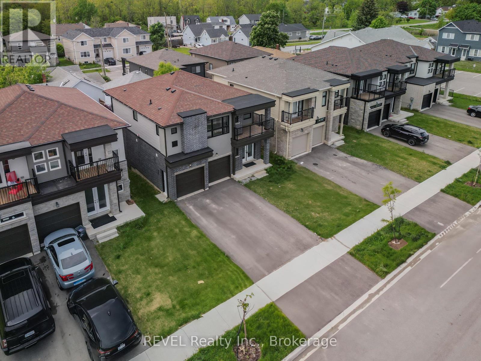 201 Pilkington Street, Thorold, Ontario  L2V 0N5 - Photo 34 - X12179177