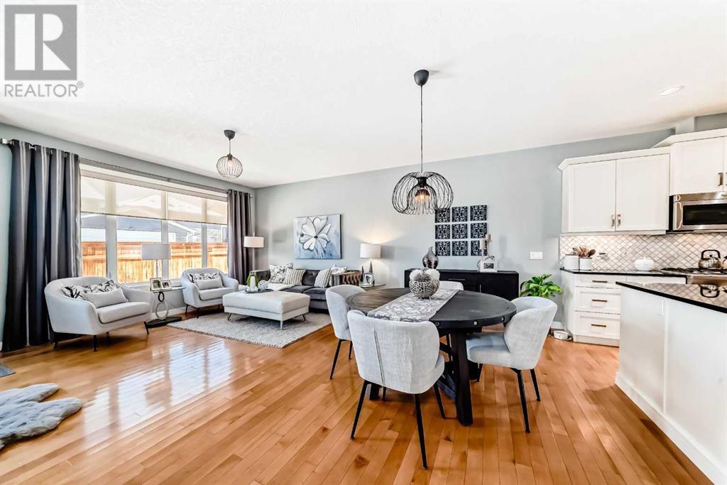 25 Fireside Landing, Cochrane, Alberta  T4C 0V9 - Photo 6 - A2210941
