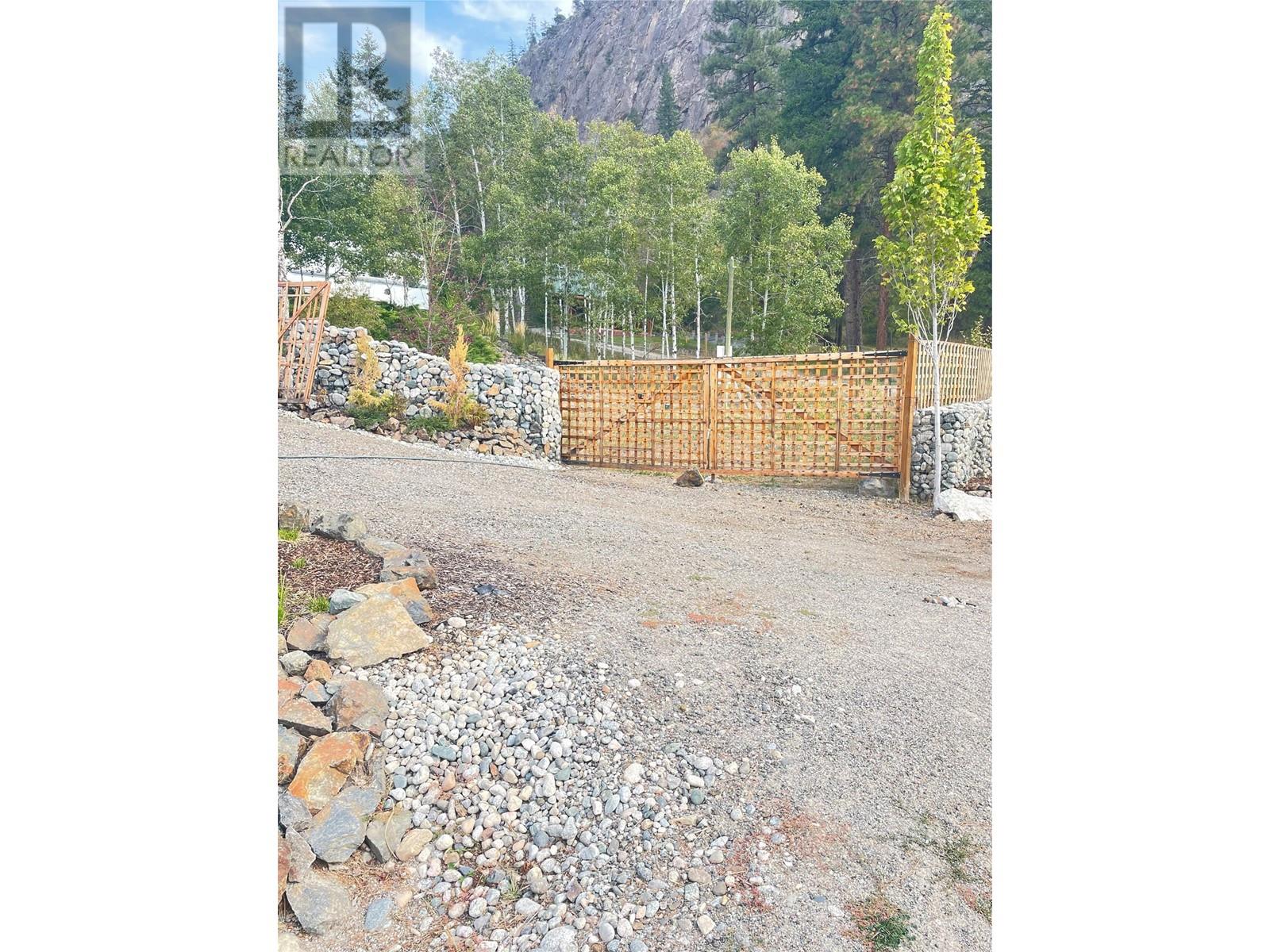 179 Twin Lakes Road, Kaleden, British Columbia  V0H 1K0 - Photo 12 - 10339359