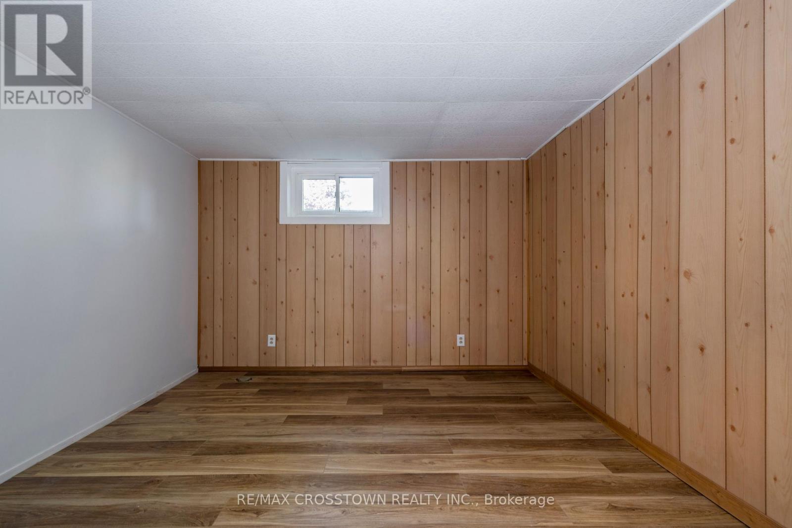 105 Eccles Street N, Barrie (Queen's Park), Ontario  L4N 1Y6 - Photo 25 - S12172118