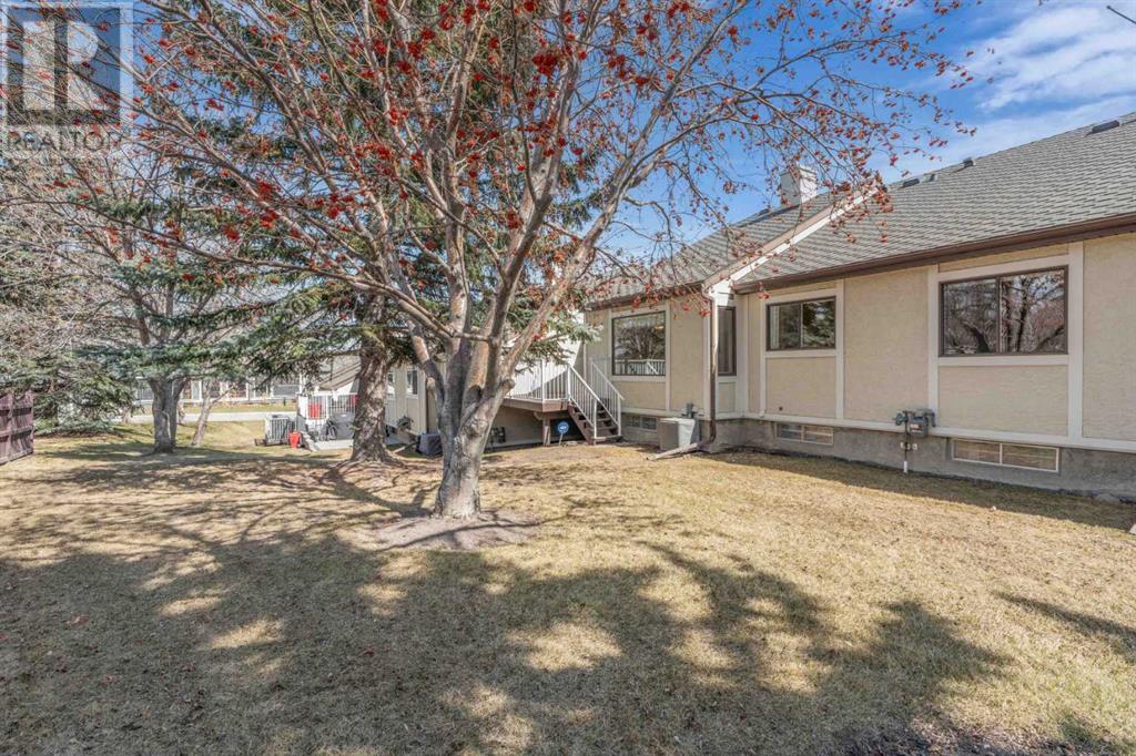 11 Coach Side Terrace Sw, Calgary, Alberta  T3H 1L6 - Photo 41 - A2209725