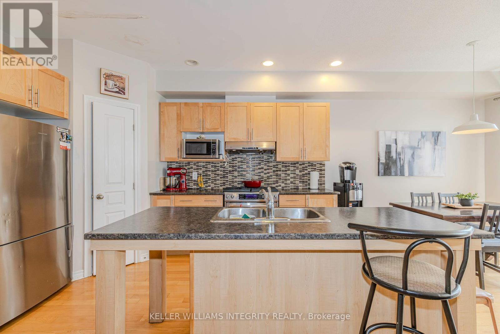 564 Remnor Avenue, Ottawa, Ontario  K2T 0A5 - Photo 18 - X12176631
