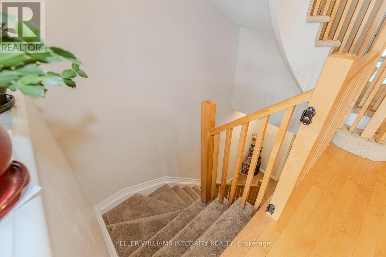 564 Remnor Avenue, Ottawa, Ontario  K2T 0A5 - Photo 33 - X12176631