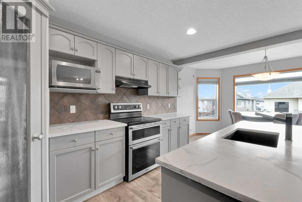 274 Royal Birch Way Nw, Calgary, Alberta  T3G 5Y2 - Photo 10 - A2206836
