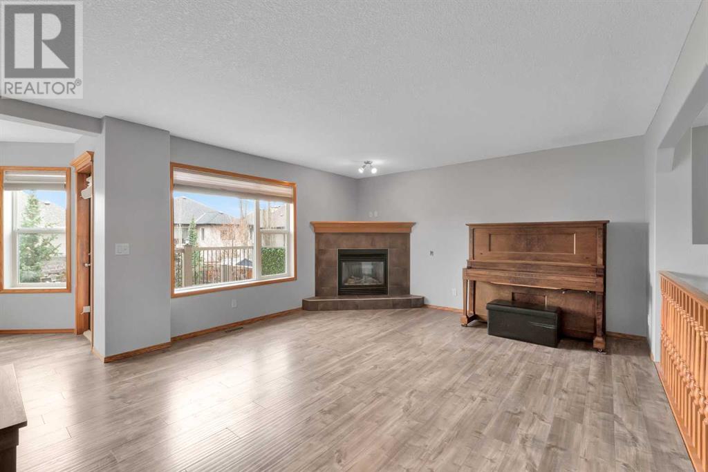 274 Royal Birch Way Nw, Calgary, Alberta  T3G 5Y2 - Photo 5 - A2206836