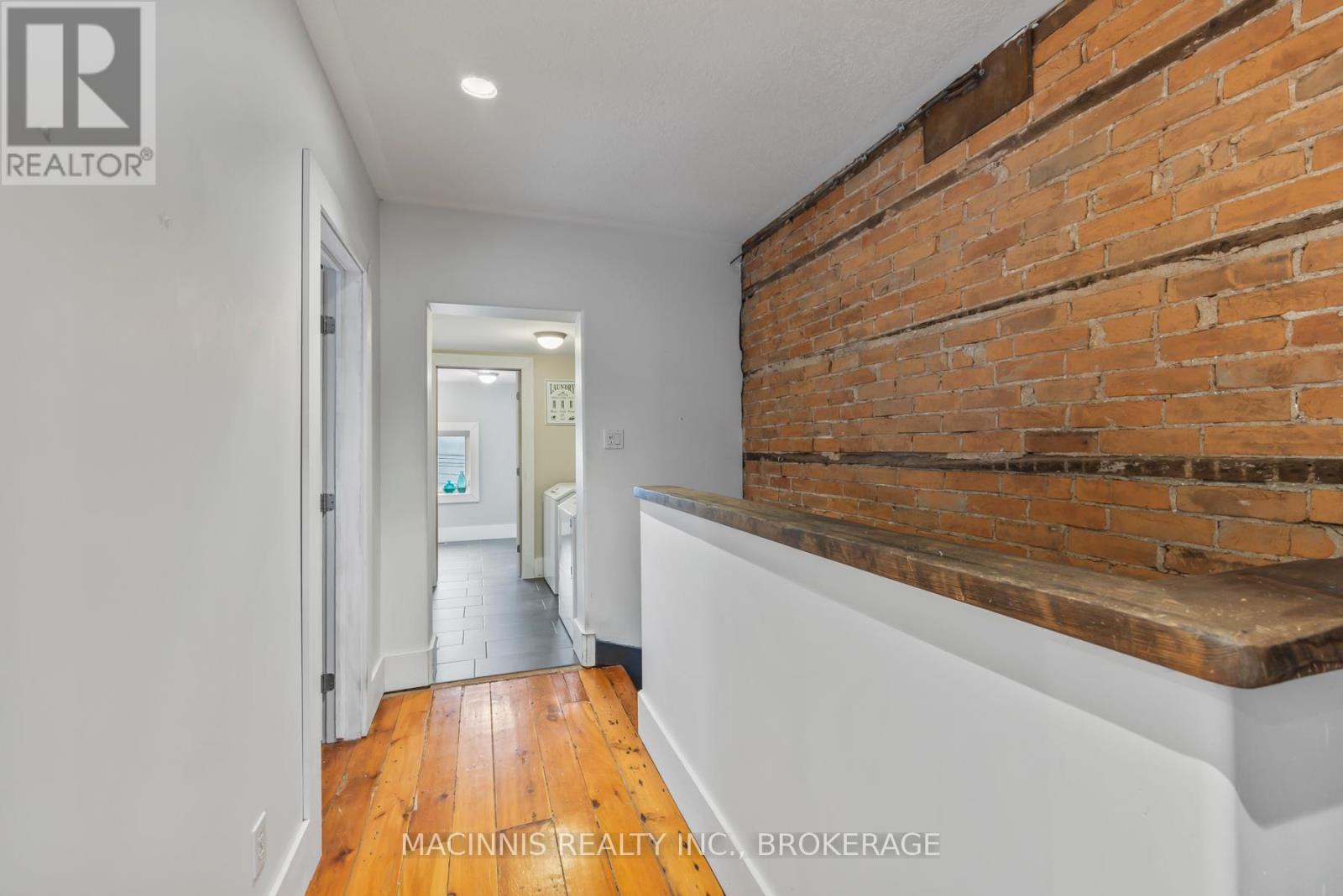 64 Bay Street, Kingston (East Of Sir John A. Blvd), Ontario  K7K 1H6 - Photo 17 - X12180425