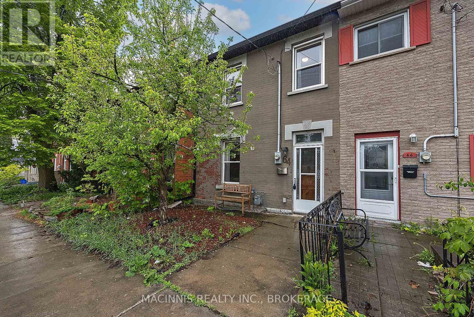 64 Bay Street, Kingston (East Of Sir John A. Blvd), Ontario  K7K 1H6 - Photo 30 - X12180425