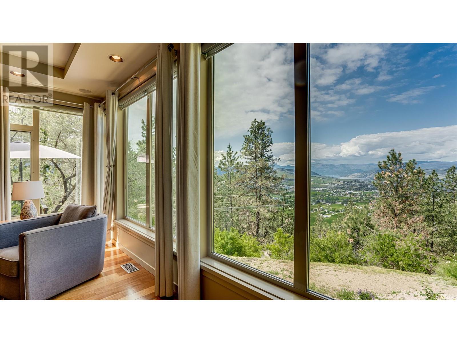 1294 Galiano Road, Vernon, British Columbia  V1B 3B3 - Photo 13 - 10349526